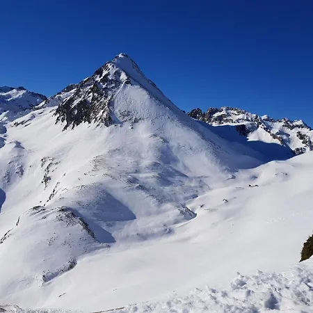 Alpstuga Mitoyen Confort Cauterets